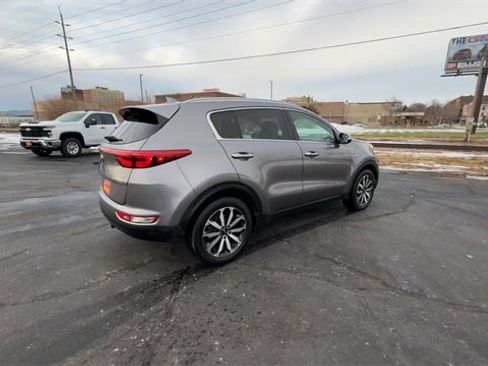 Used 2018 Kia Sportage EX image 8