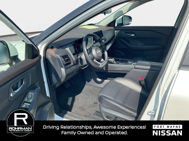 Certified 2023 Nissan Rogue SV w/ SV Premium B Package AWD/4WD image 12
