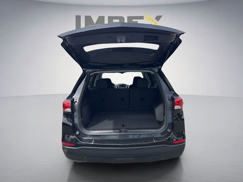 Used 2024 Chevrolet Equinox LS w/ LS Convenience Package FWD image 29