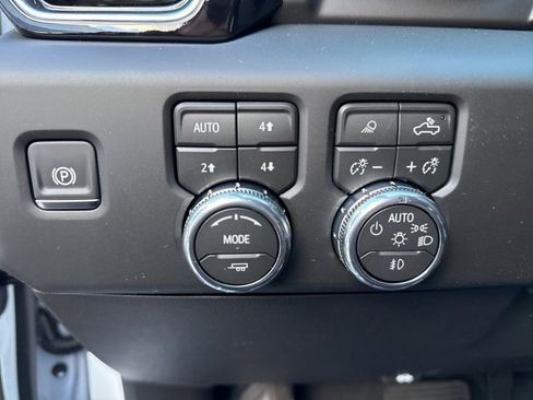 New 2026 GMC Sierra 1500 Denali Ultimate image 11