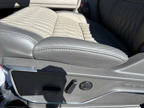 New 2026 Ford F250 Platinum w/ Platinum Plus Package image 14