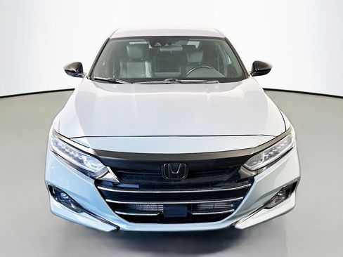 Used 2021 Honda Accord Sport image 2