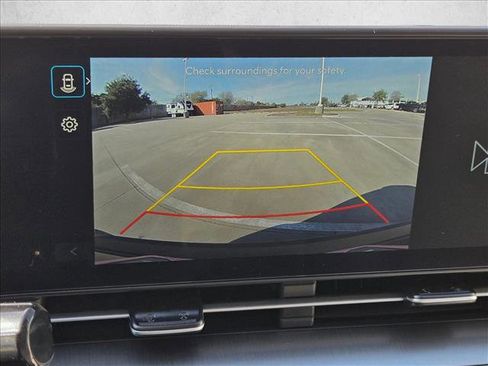 Certified 2025 Hyundai Kona SEL image 12