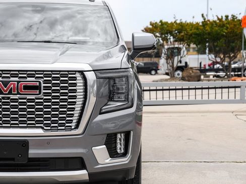 Used 2021 GMC Yukon XL Denali w/ Denali Premium Package RWD image 55