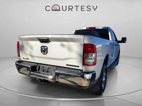 Used 2024 RAM 3500 Big Horn image 3
