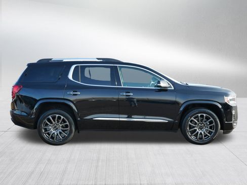 Used 2023 GMC Acadia Denali w/ Black Diamond Edition image 8
