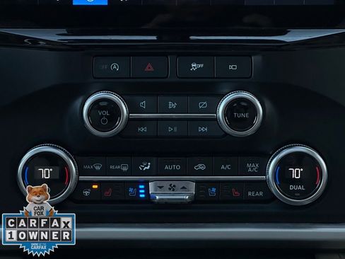 Used 2024 Ford Expedition Limited image 15