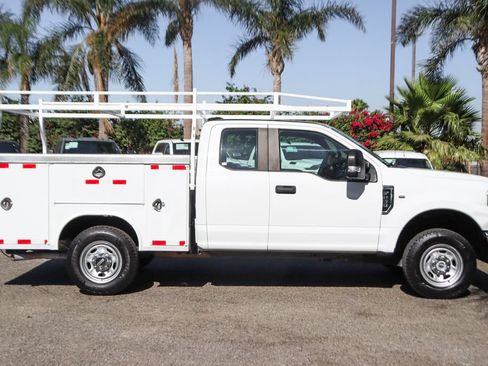 Used 2020 Ford F250 XL w/ Power Equipment Group AWD/4WD image 11