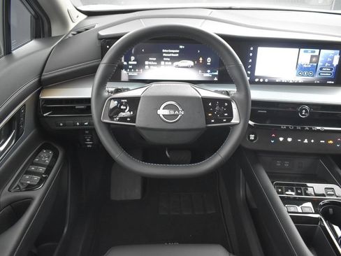 New 2025 Nissan Murano SL AWD/4WD image 13