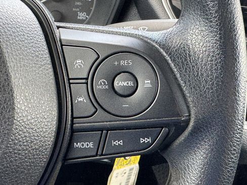 Used 2023 Toyota Corolla LE image 20