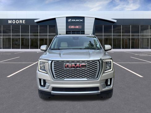 Used 2024 GMC Yukon Denali w/ Denali Reserve Package AWD/4WD image 4
