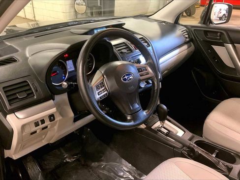 Used 2015 Subaru Forester 2.5i Premium w/ All-Weather Package image 19