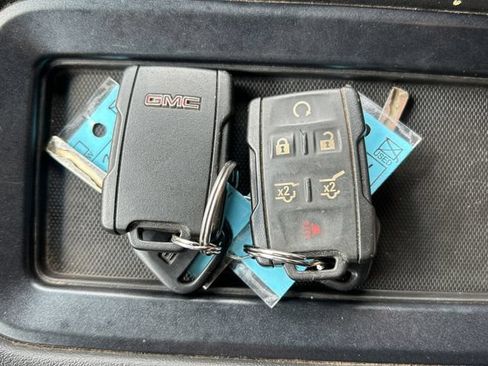 Used 2015 GMC Yukon XL SLE w/ Convenience Package AWD/4WD image 34