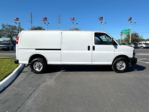 Used 2023 GMC Savana 2500 Work Van Extended Cargo Van w/ Driver Convenience Package image 5