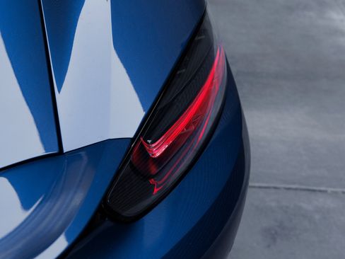 Certified 2024 Porsche 718 Cayman GTS image 28