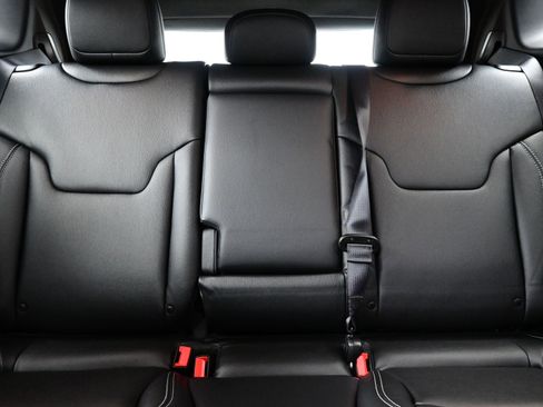 New 2026 Jeep Compass Limited image 10