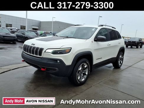 Used 2019 Jeep Cherokee Trailhawk w/ Cold Weather Group AWD/4WD image 4