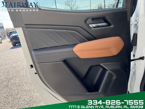 Used 2025 GMC Canyon AT4 w/ AT4 Premium Package AWD/4WD image 27