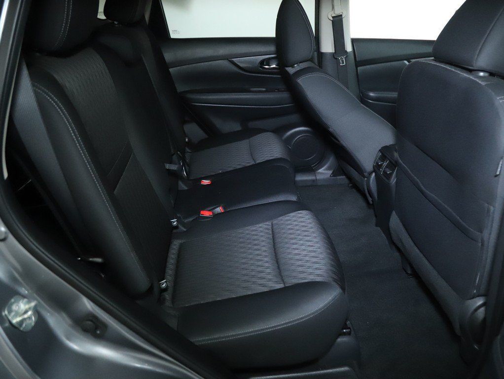 Used 2020 Nissan Rogue SV AWD/4WD image 33
