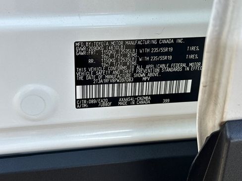 Used 2023 Toyota RAV4 XLE Premium image 32