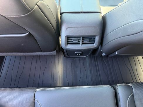 Used 2018 GMC Terrain Denali w/ Advanced Safety Package image 24