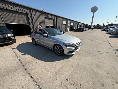 Used 2017 Mercedes-Benz C 300 Sedan image 15