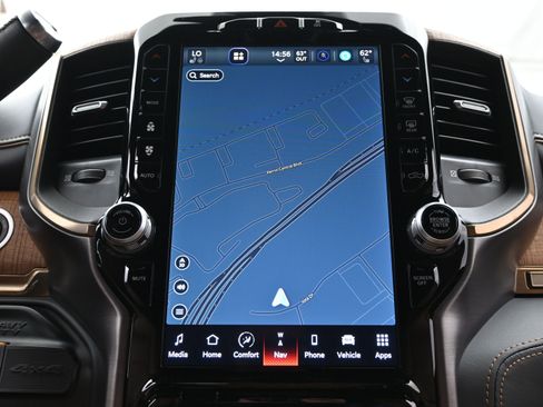 Used 2023 RAM 2500 Limited image 29