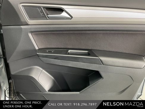 Used 2020 Volkswagen Atlas Cross Sport S image 39