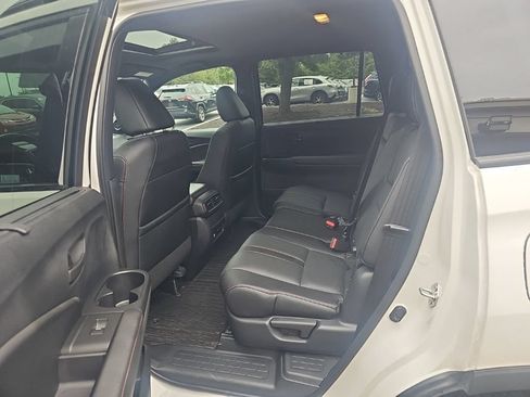 Used 2024 Honda Passport TrailSport image 13