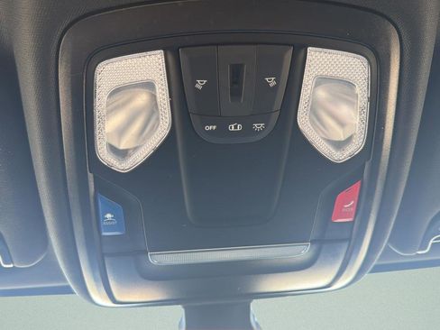 Used 2024 RAM 2500 Big Horn image 28