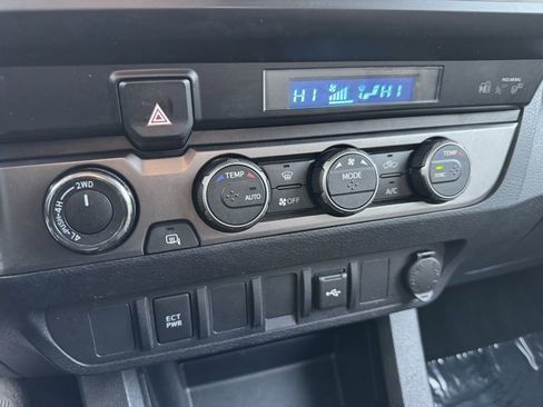 Certified 2022 Toyota Tacoma SR image 11