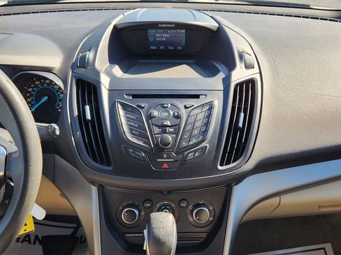 Used 2013 Ford Escape SE image 19