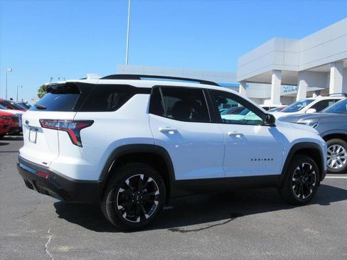 New 2026 Chevrolet Equinox RS image 4