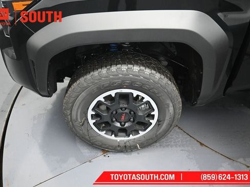 New 2026 Toyota Tacoma TRD Off-Road w/ TRD Off Road Upgrade Package AWD/4WD image 34