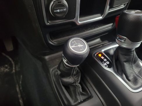 Used 2024 Jeep Wrangler Sport image 30