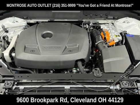 New 2025 Volvo XC60 T8 Ultra w/ Climate Package image 35