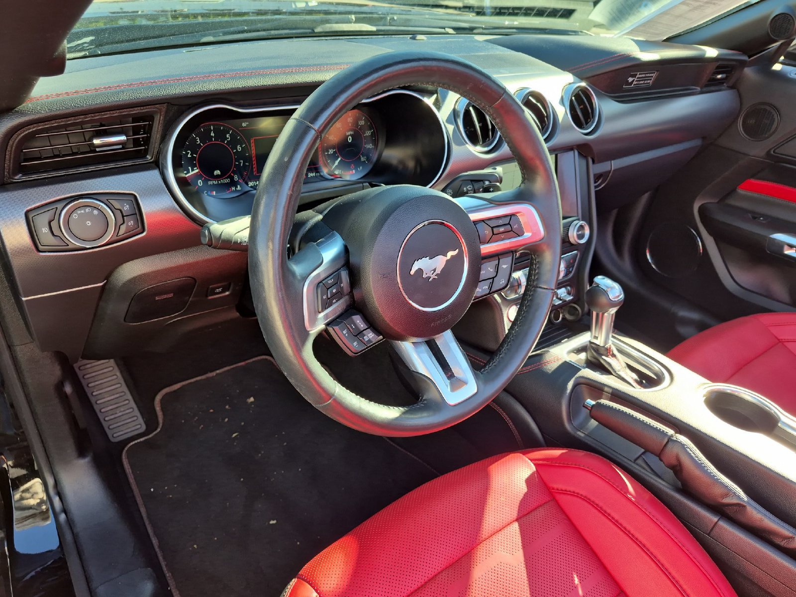 Used 2020 Ford Mustang GT Premium w/ Equipment Group 401A RWD image 12
