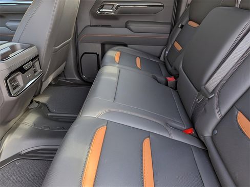 New 2025 GMC Sierra 1500 AT4 w/ Technology Package image 30