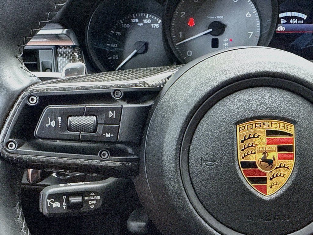 Certified 2022 Porsche Macan S AWD/4WD image 13