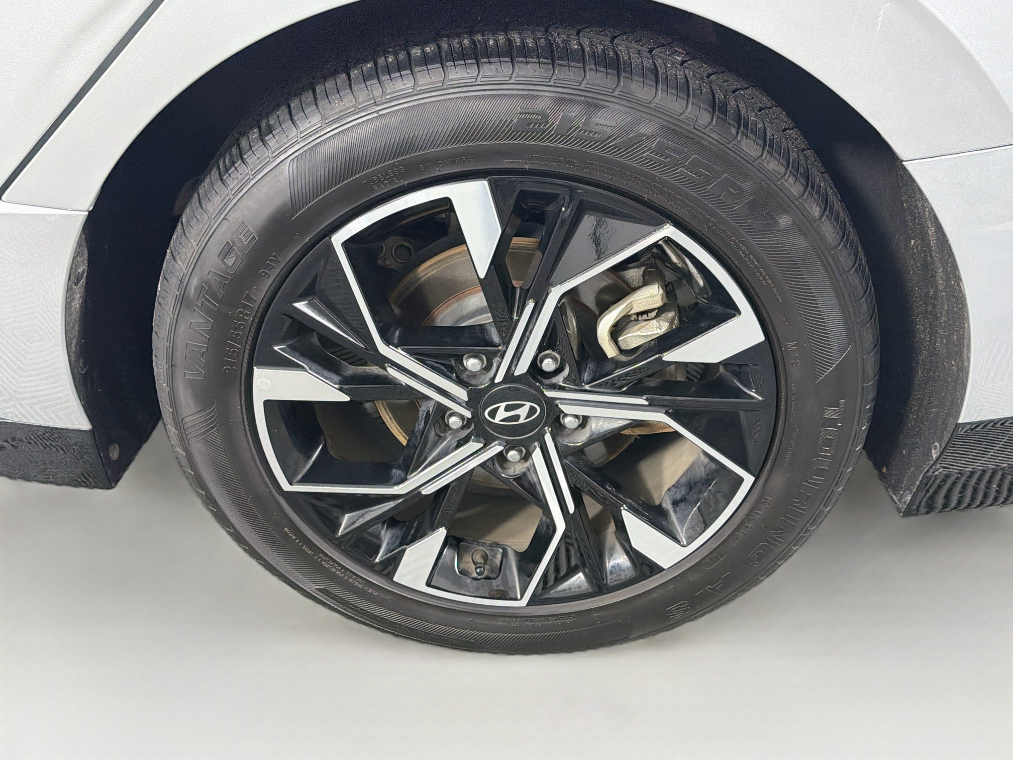 Used 2025 Hyundai Sonata SEL FWD image 11
