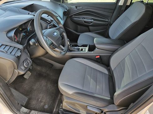 Used 2018 Ford Escape S image 22