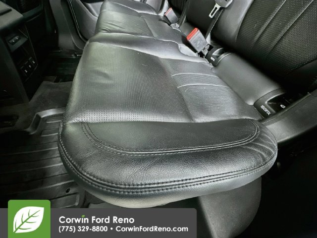 Used 2019 Land Rover Discovery Sport HSE AWD/4WD image 28