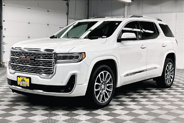 Used 2023 GMC Acadia Denali w/ Trailering Package AWD/4WD image 12