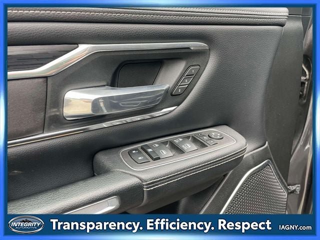 Used 2023 RAM 1500 Laramie AWD/4WD image 18
