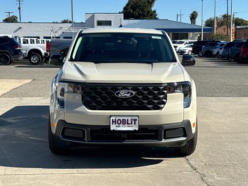 New 2025 Ford Maverick XLT w/ XLT Luxury Package image 8