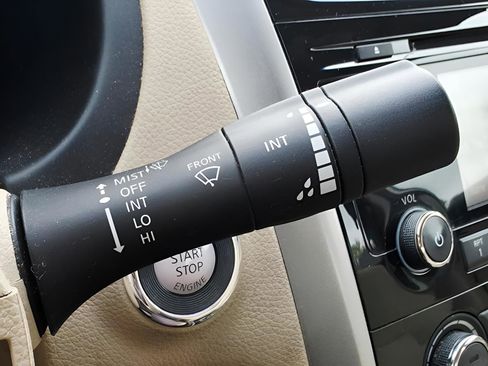 Used 2014 Nissan Altima 2.5 S w/ Display Audio Package FWD image 24