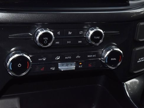 Certified 2022 Ford F150 XLT w/ Equipment Group 302A High image 29