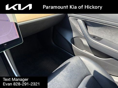Used 2020 Tesla Model 3 Standard Range RWD image 22