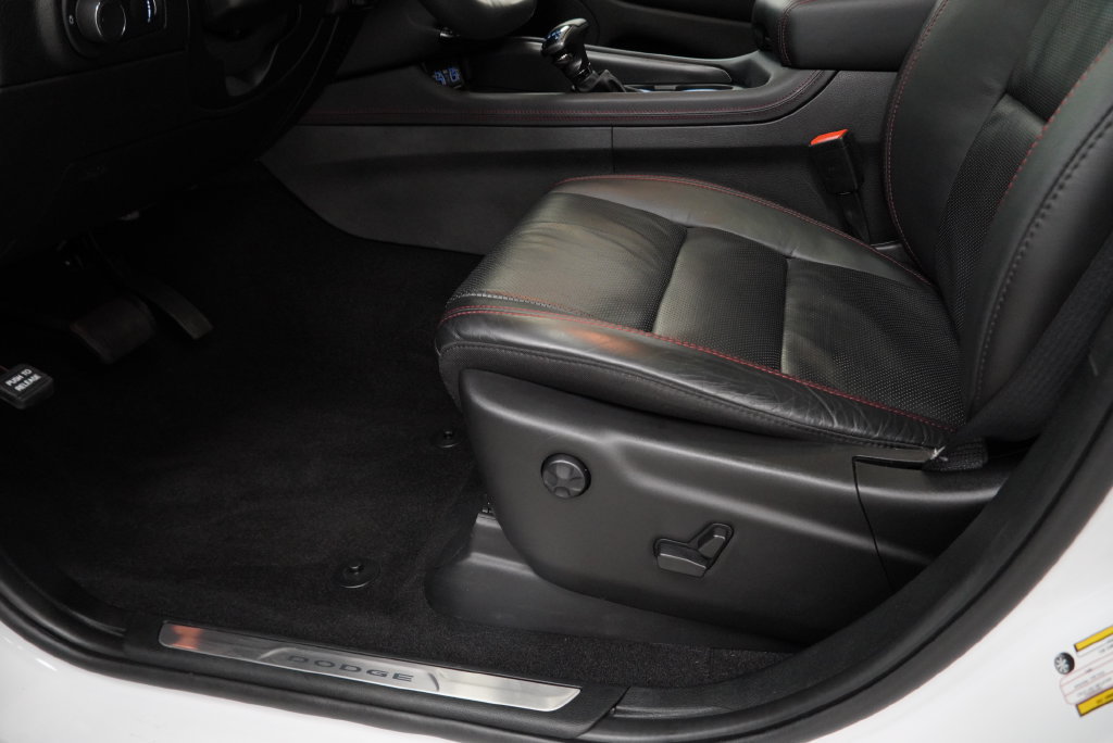 Certified 2024 Dodge Durango R/T w/ Tow 'N Go Package AWD/4WD image 50