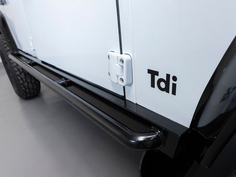 Used 1993 Porsche 968 Coupe image 11